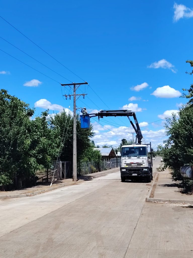 Trabajas en alturas con canastillo certificado